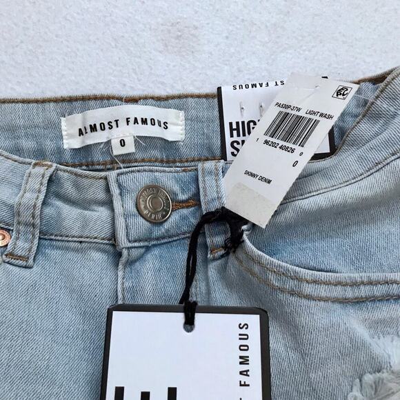 Almost Famous NWT High Rise Skinny Jeans Juniors 0 - Picture 9 of 11